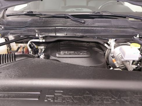 Used 2024 RAM 2500 Big Horn w/ Bed Utility Group image 18