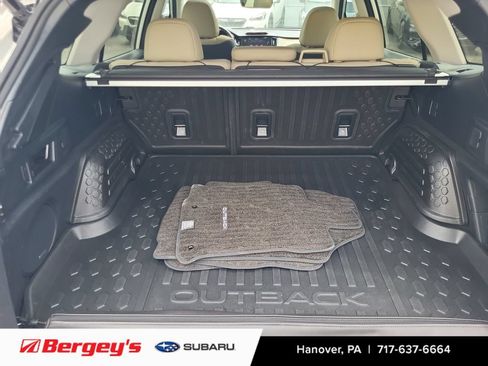 Certified 2022 Subaru Outback Limited AWD/4WD image 15