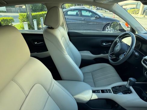 Used 2024 Honda HR-V EX-L image 17
