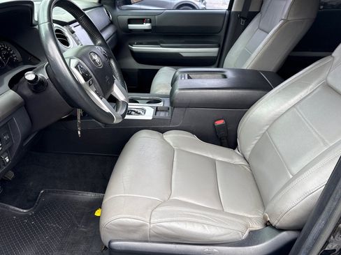 Used 2021 Toyota Tundra SR5 w/ SR5 Leather Package RWD image 14