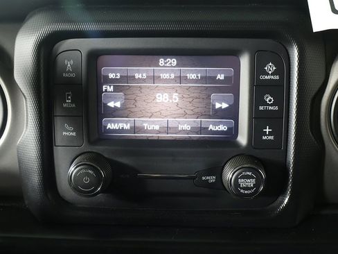 Used 2021 Jeep Wrangler Sport image 35