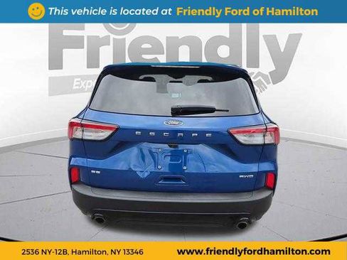 Used 2022 Ford Escape SE w/ SE Sport Appearance Package image 12