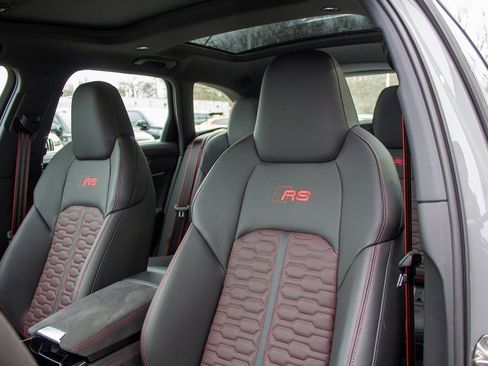 Used 2025 Audi RS 6 performance image 12