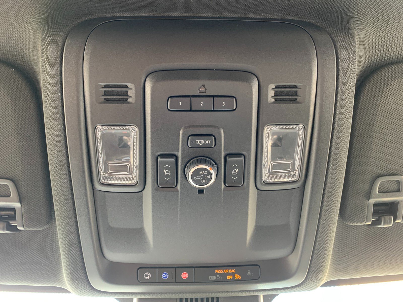 Used 2023 Chevrolet Tahoe LT w/ Luxury Package AWD/4WD image 23