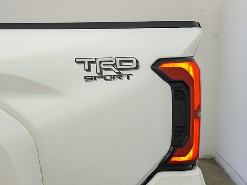 Used 2024 Toyota Tacoma TRD Sport RWD image 12