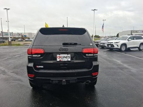 Used 2021 Jeep Grand Cherokee Laredo X AWD/4WD image 16