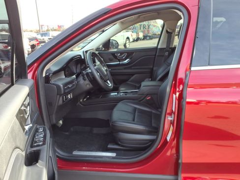 Used 2024 Lincoln Corsair Reserve w/ Equipment Group 201A image 11