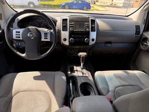 Used 2014 Nissan Xterra S w/ Value Package AWD/4WD image 19