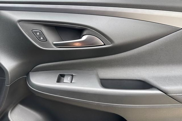 New 2026 Buick Envista Preferred w/ Advanced Safety Package FWD image 19