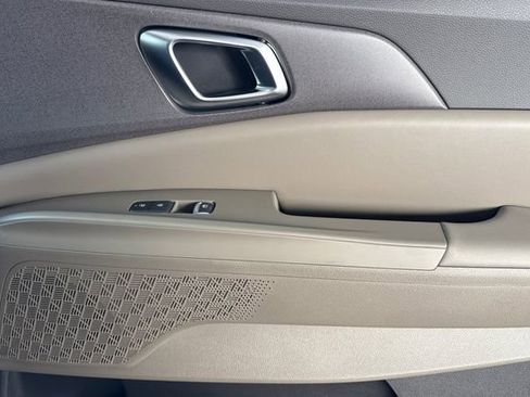 New 2026 Kia Carnival SX FWD image 21