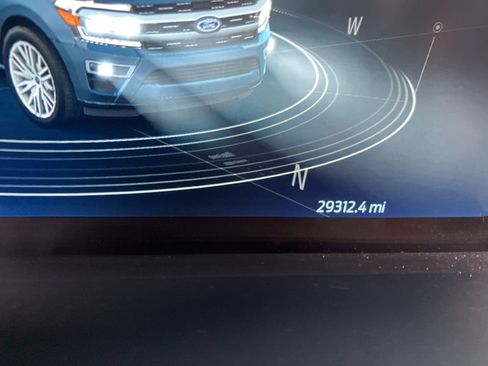 Used 2023 Ford Expedition Max King Ranch image 6