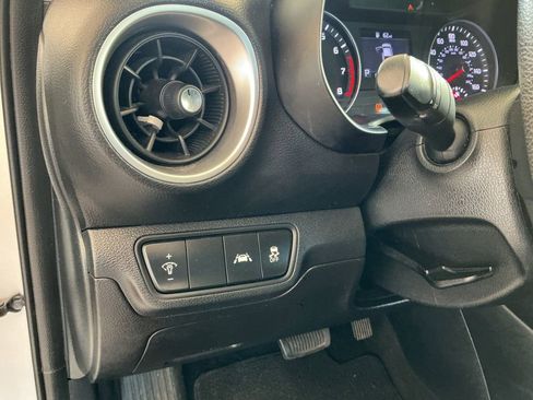 Used 2020 Kia Forte LXS FWD image 20