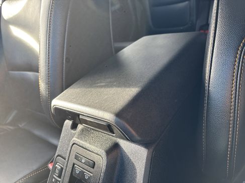 Used 2023 Ford Bronco Badlands image 26