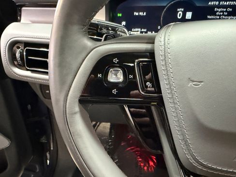 Used 2021 Lincoln Aviator Reserve w/ Equipment Group 202A image 19