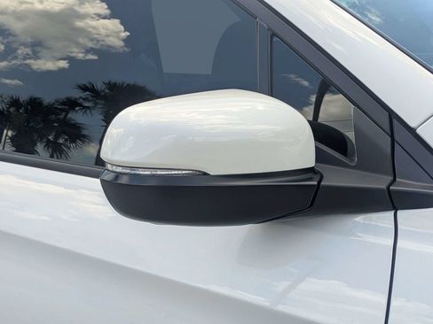 Used 2023 Honda Passport EX-L image 10