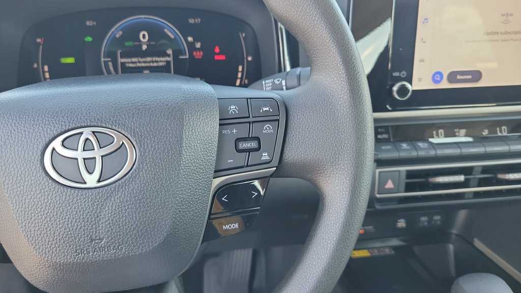 Used 2026 Toyota Camry LE FWD image 19
