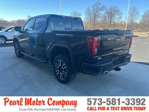 Certified 2020 GMC Sierra 1500 AT4 w/ AT4 Premium Package image 7