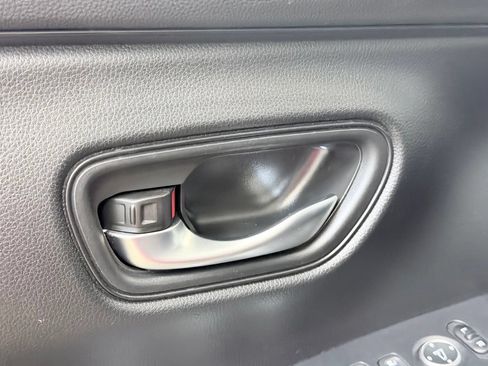 Used 2024 Honda HR-V Sport image 9