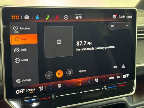 New 2025 Volkswagen ID. Buzz Pro S RWD image 17