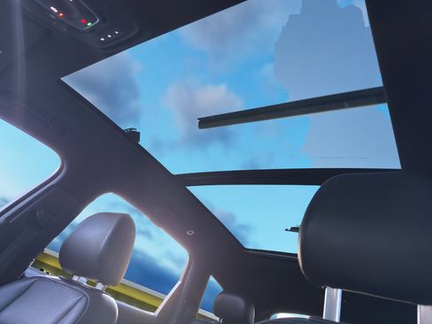 Used 2019 Audi Q7 3.0T Prestige image 25