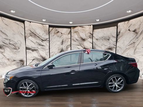 Used 2021 Acura ILX w/ Premium Package image 4