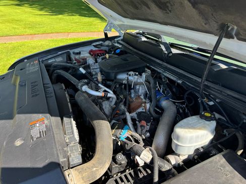 Used 2012 Chevrolet Silverado 3500 W/T RWD image 39