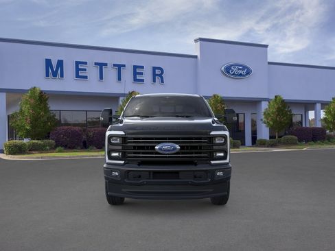 New 2026 Ford F250 Platinum w/ FX4 Off-Road Package AWD/4WD image 6