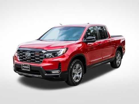 Used 2025 Honda Ridgeline TrailSport image 1