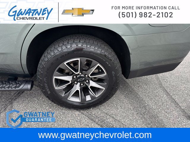 Used 2023 Chevrolet Tahoe Z71 w/ Luxury Package AWD/4WD image 11