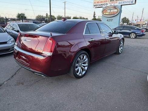 Used 2017 Chrysler 300 C w/ Safetytec Plus Group RWD image 4