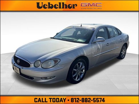 Used 2005 Buick LaCrosse CXS w/ Gold Convenience Package FWD image 4