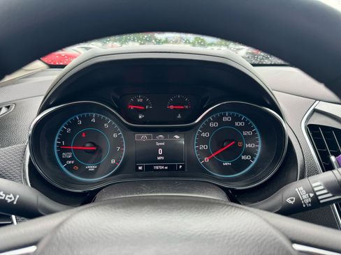 Used 2016 Chevrolet Cruze LT FWD image 13