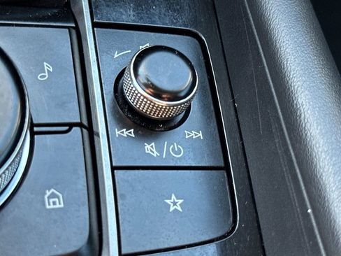 Used 2021 MAZDA MAZDA3 s image 18