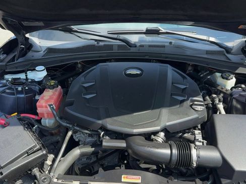 Used 2016 Chevrolet Camaro LT RWD image 15