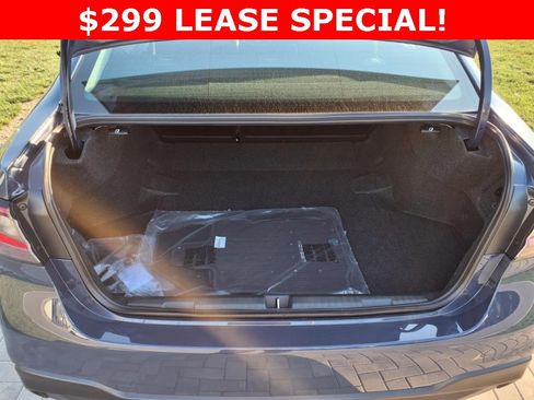 New 2025 Subaru Legacy Premium image 31