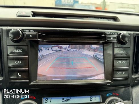 Used 2018 Toyota RAV4 XLE image 9