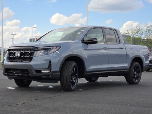 New 2026 Honda Ridgeline Black Edition image 13