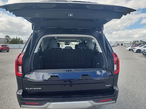 Used 2025 Ford Expedition Max Platinum image 9