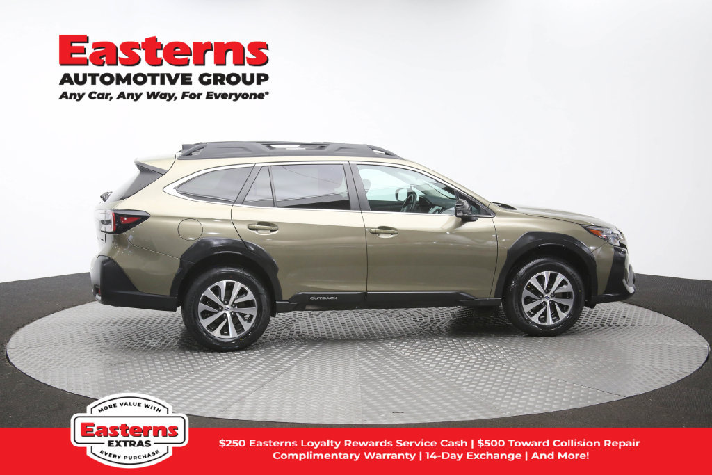 Used 2024 Subaru Outback Premium AWD/4WD image 39