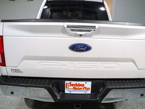 Used 2018 Ford F150 Lariat RWD image 8