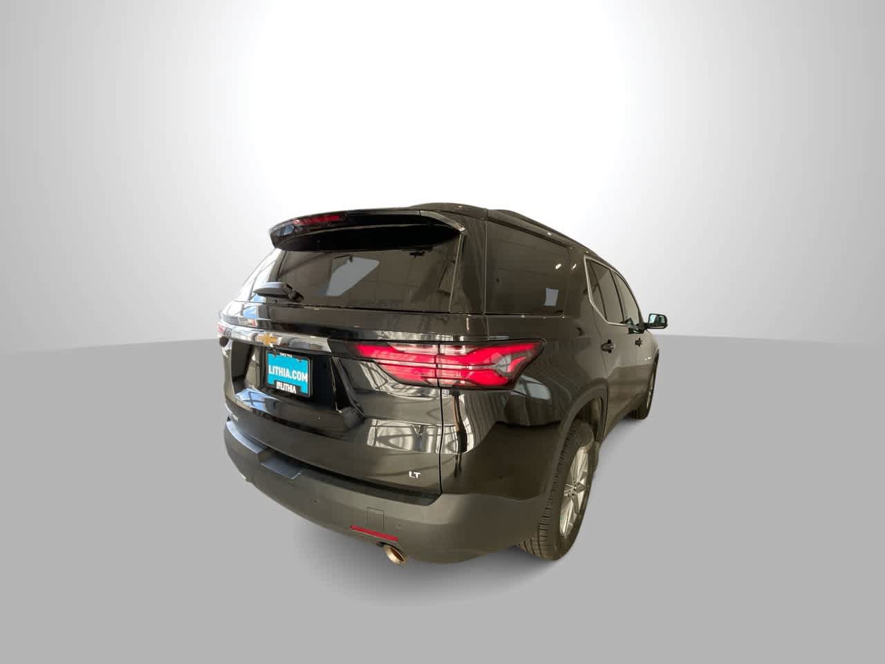 Used 2023 Chevrolet Traverse LT AWD/4WD image 8