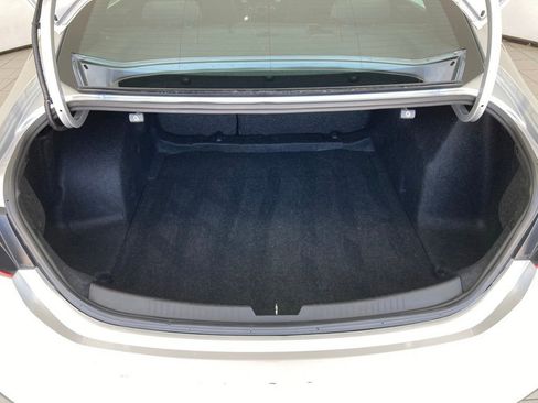 Used 2022 Chevrolet Malibu LT FWD image 23