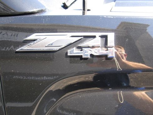 Used 2019 GMC Sierra 1500 SLE w/ SLE Value Package image 28