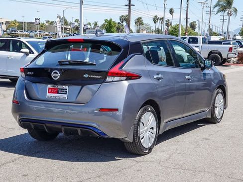 Used 2022 Nissan Leaf S FWD image 4