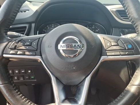 Used 2018 Nissan Rogue SL w/ Premium Package AWD/4WD image 15