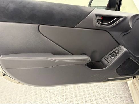 Used 2023 Toyota GR86 Premium RWD image 10