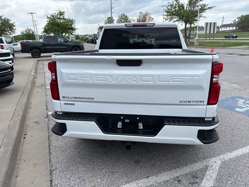 Used 2021 Chevrolet Silverado 1500 Custom image 25