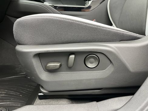 Used 2026 Buick Envision Sport Touring AWD/4WD image 12