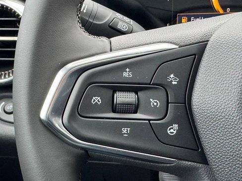 New 2026 Chevrolet Trax ACTIV w/ Sunroof Package FWD image 35