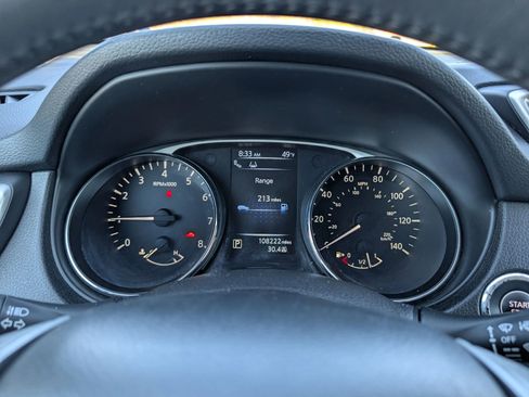 Used 2015 Nissan Rogue SL w/ SL Premium Package image 24